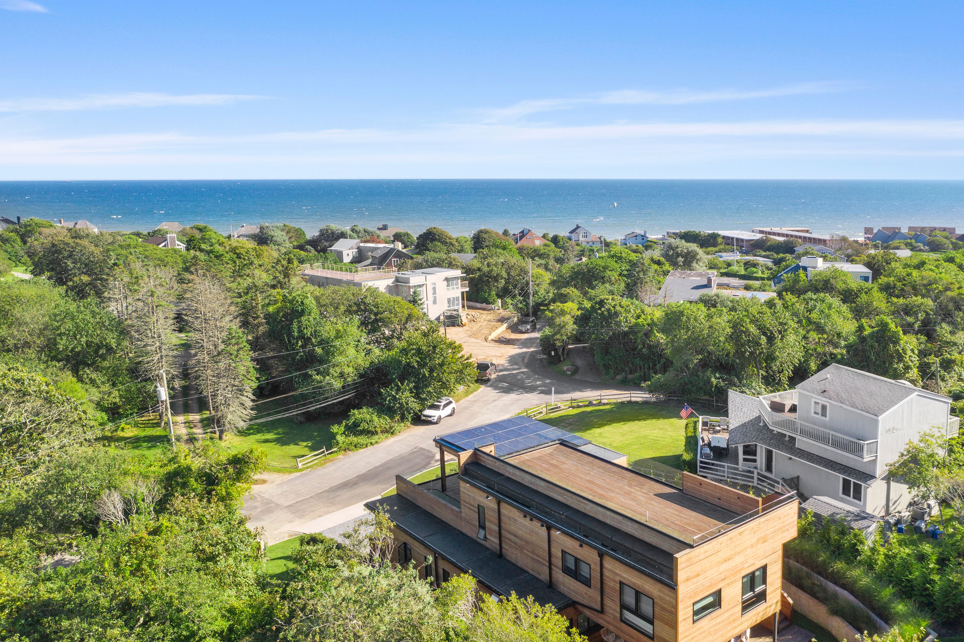 29 Seaview Ave, Montauk, NY 11954 Out East