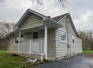 1N665 Goodrich Ave, Glen Ellyn, IL 60137