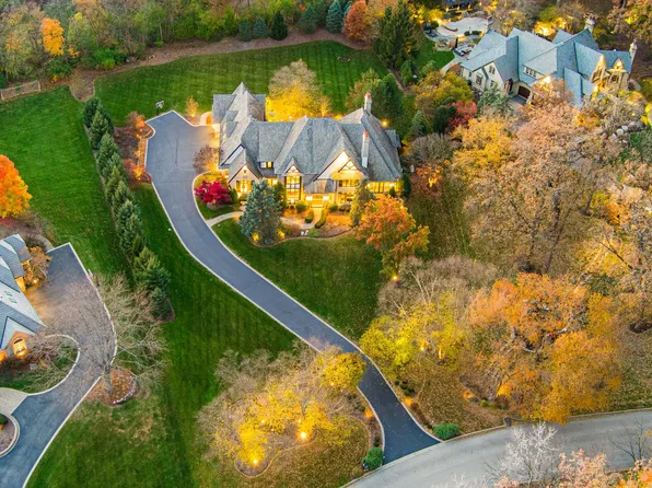 4N922 Dover Hill Rd, St Charles, IL 60175