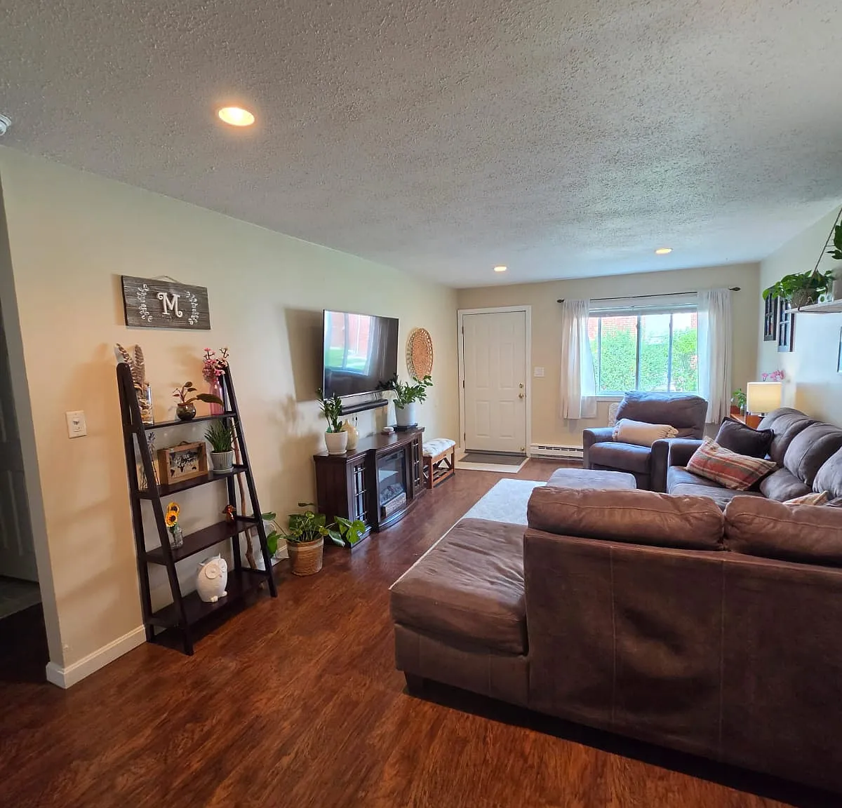 2 bed, 863 sqft, $1,950 — Photo 3