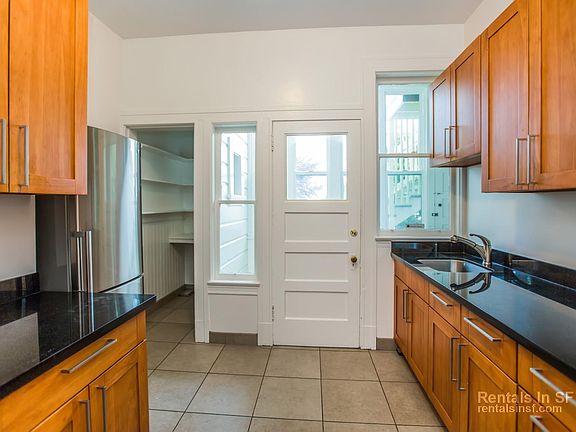 2nd image of 1820 Union St APT 104