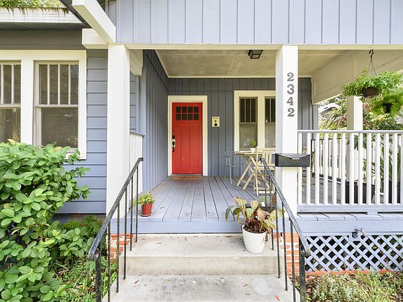 2nd image of 2342 Dellwood Ave