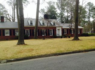 1707 Cambridge Dr, Kinston, NC 28504