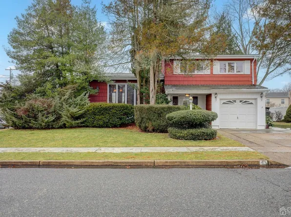 41 Bertrand St, Old Bridge, NJ 08857