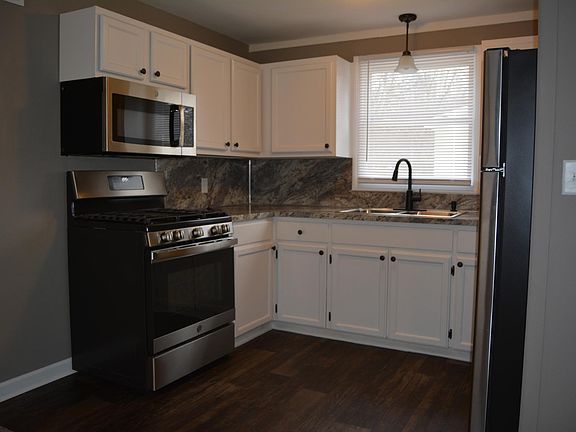 5th image of 2970 Dean Lake Ave NE