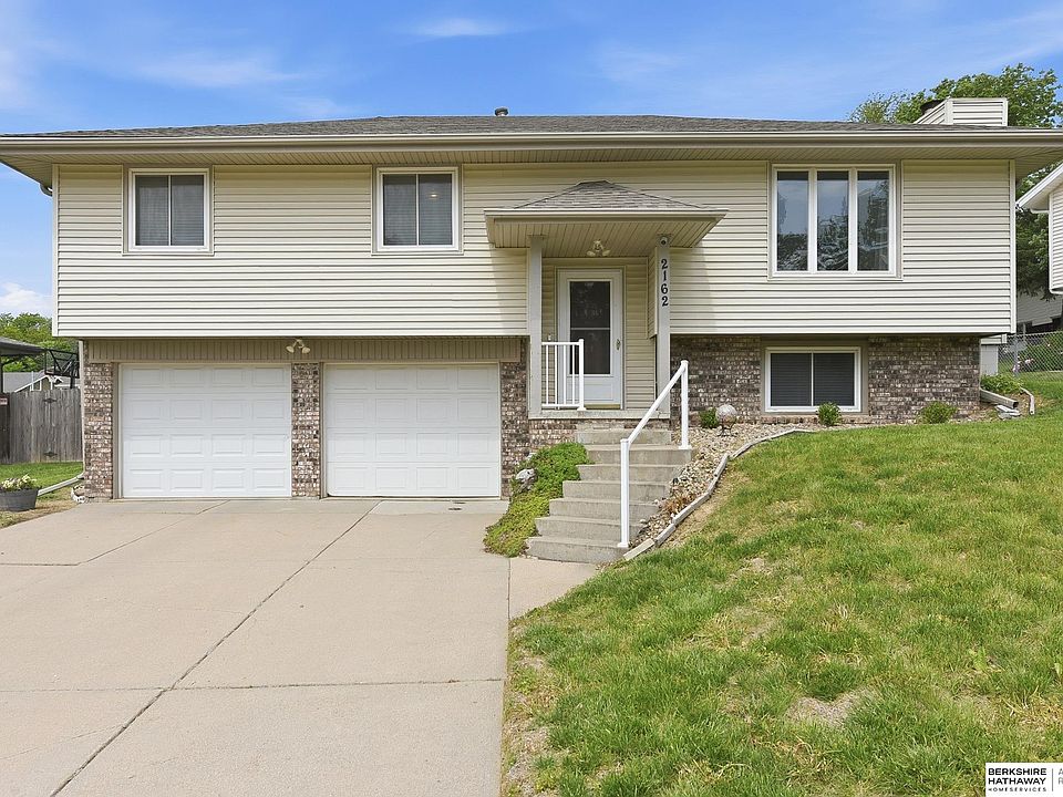 1st image of 2162 N 124th Avenue Cir