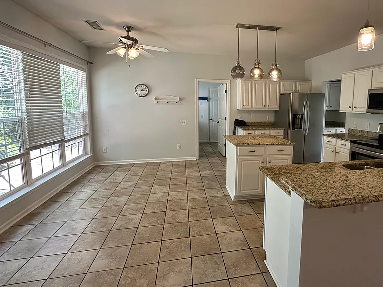 3936 Manor House Dr — Photo 8
