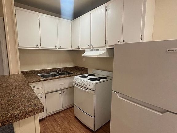 5th image of 1704 Kingston Ave #2