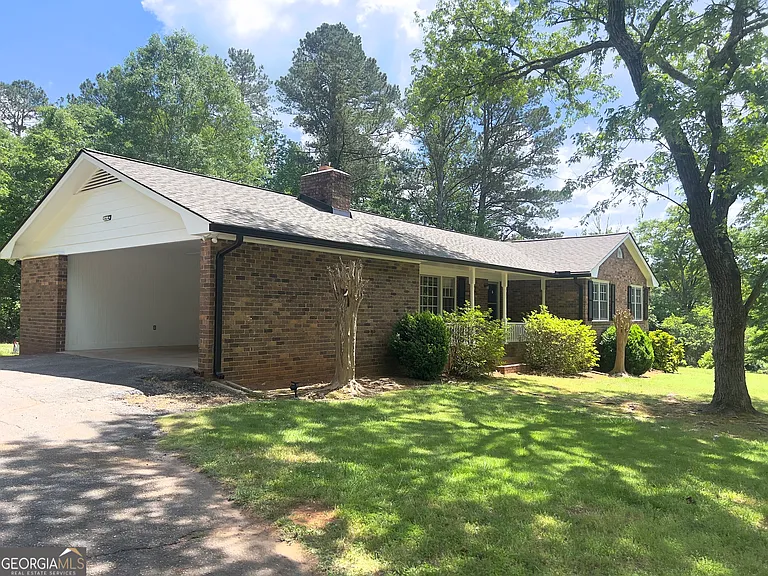 1140 Barber Creek Dr — Photo 2