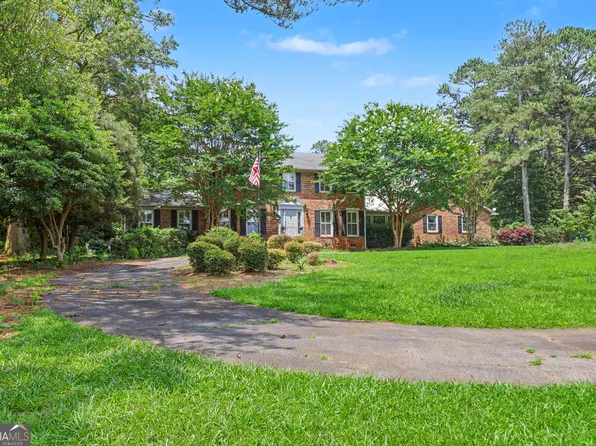 390 Virginia Hills Rd, Royston, GA 30662