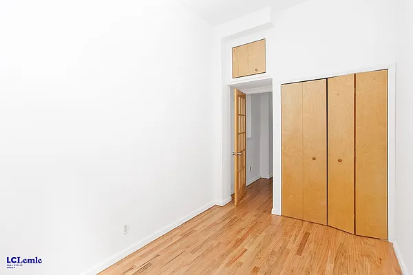Rented by LC Lemle Real Estate Group | media 5