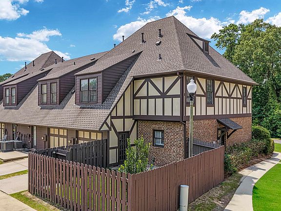 5th image of 2113 Acton Park Way