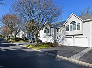 8 Bradshaw Ct #606-A4, Hillsdale, NJ 07642