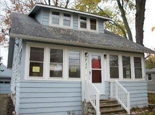 711 S Lincoln Ave, Three Rivers, MI 49093