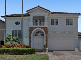 15549 SW 10th St, Miami, FL 33194