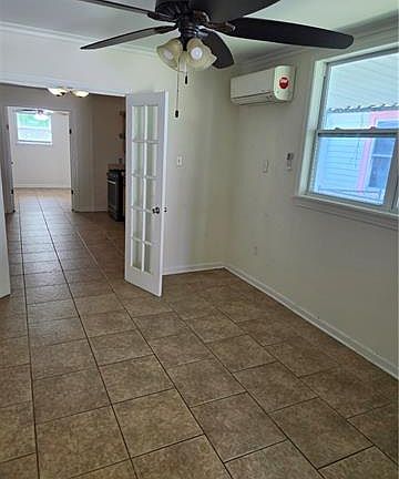 4th image of 3716 Pauger St