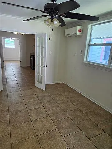3716 Pauger St — Photo 4