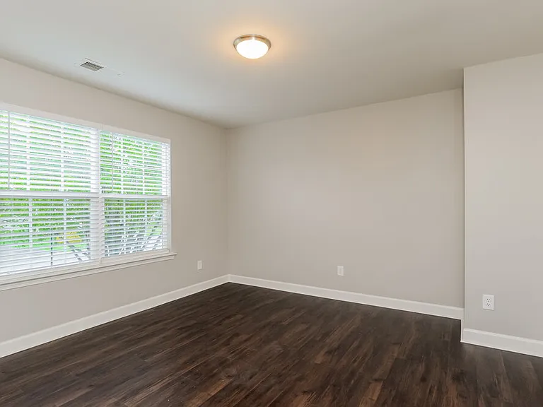 2108 Thorn Crest Dr — Photo 14