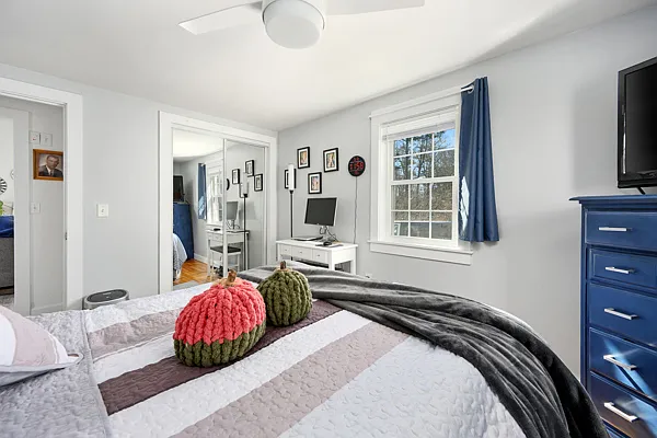 16 Hazelwood Rd — Photo 13