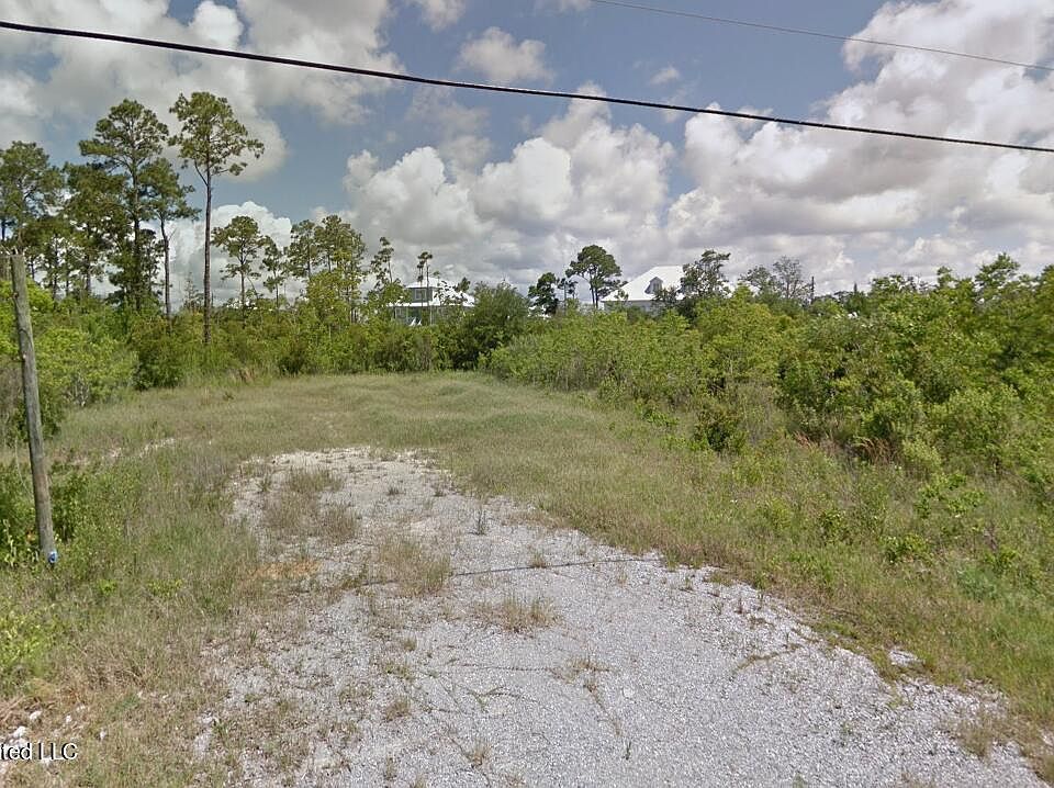 1st image of 301 Parkview Ln #12