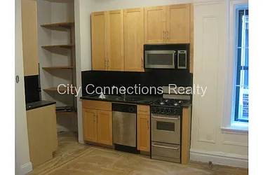 Rented by City Connections Realty