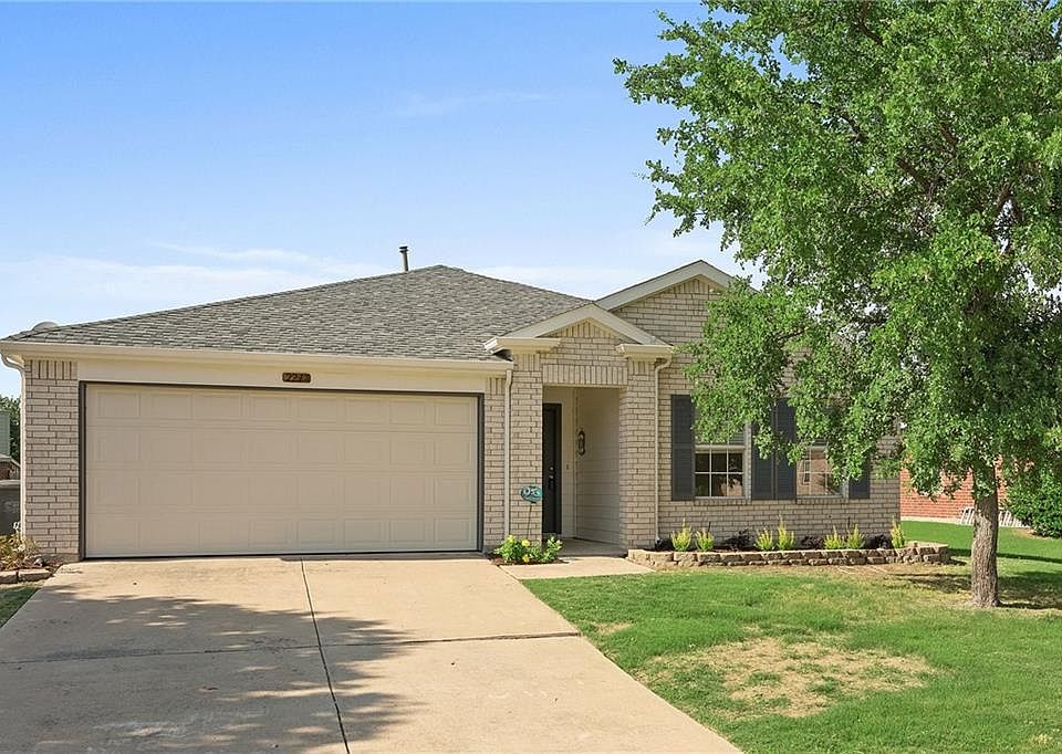 1st image of 2212 Eagle Mountain Dr