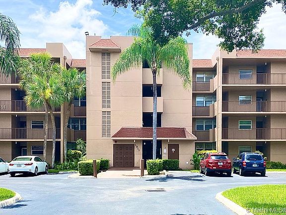 2nd image of 1911 Sabal Palm Dr APT 406