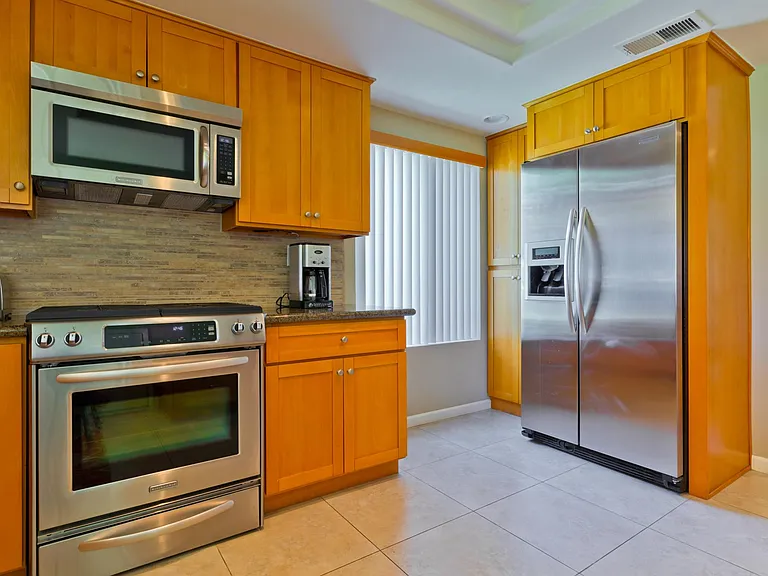 48 El Toro Dr — Photo 9