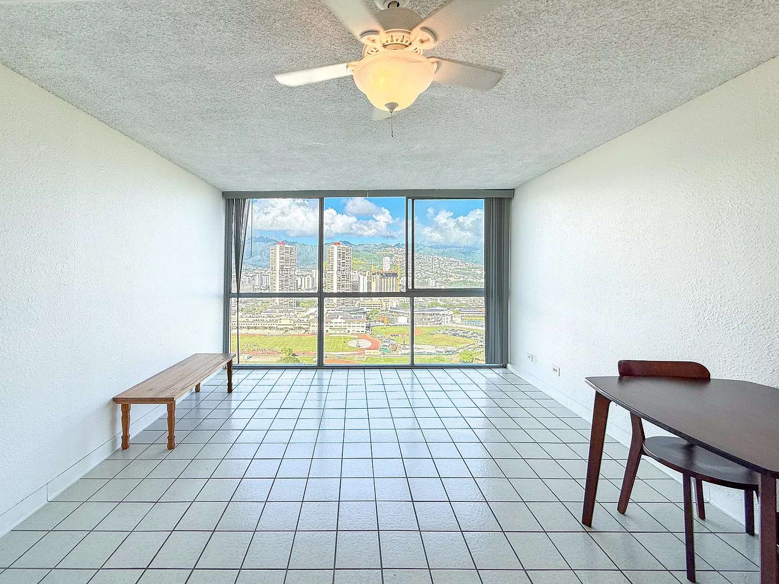 1 bed, 413 sqft, $2,100 — Photo 3