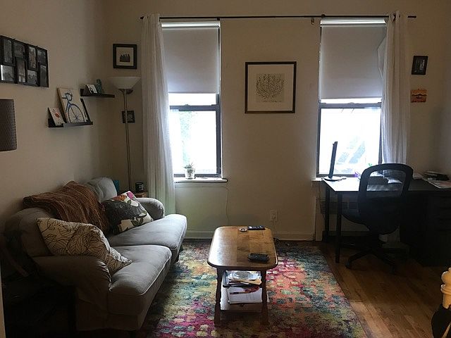 2nd image of 208 E 88th St APT 4D