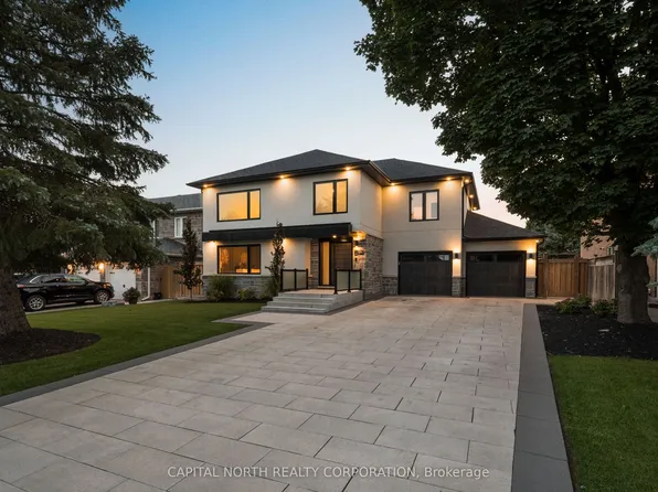 130 5th Ave, Vaughan, ON L4L 6Z4