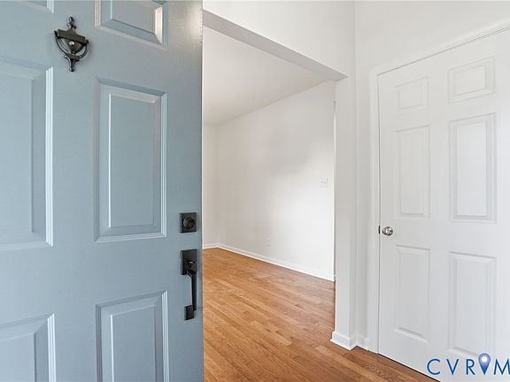 4th image of 9215 Trumpet Ct
