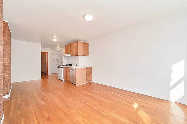 Rented by Living New York | media 13