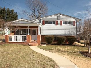 12817 Weiss St, Rockville, MD 20853