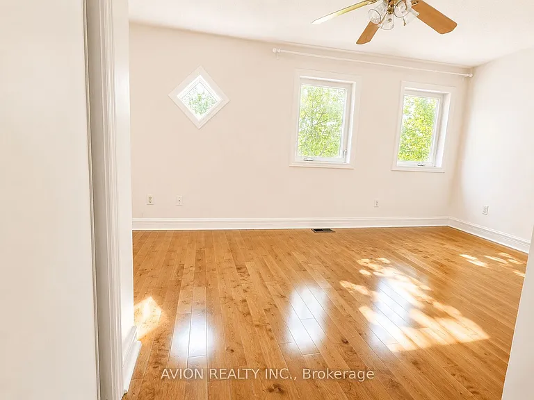 9 Riverlands Ave — Photo 11