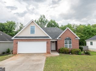 406 Gray Fox Xing, Bonaire, GA 31005