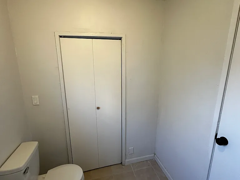 507 E Cliff Dr — Photo 2