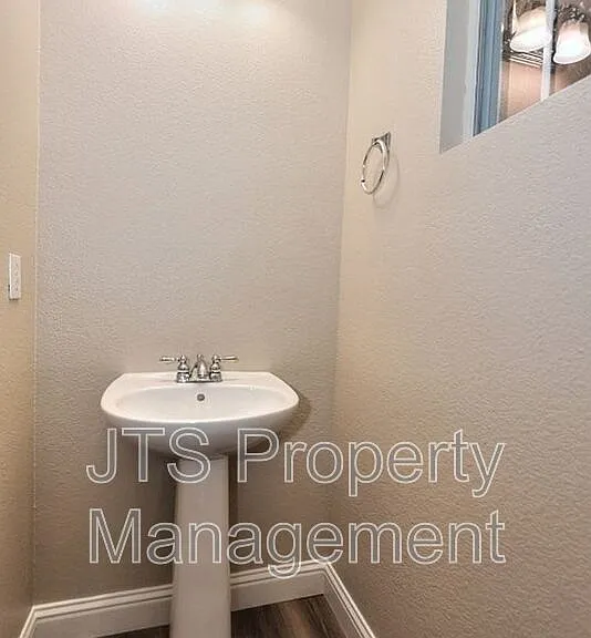 2040 San Esteban Cir — Photo 27