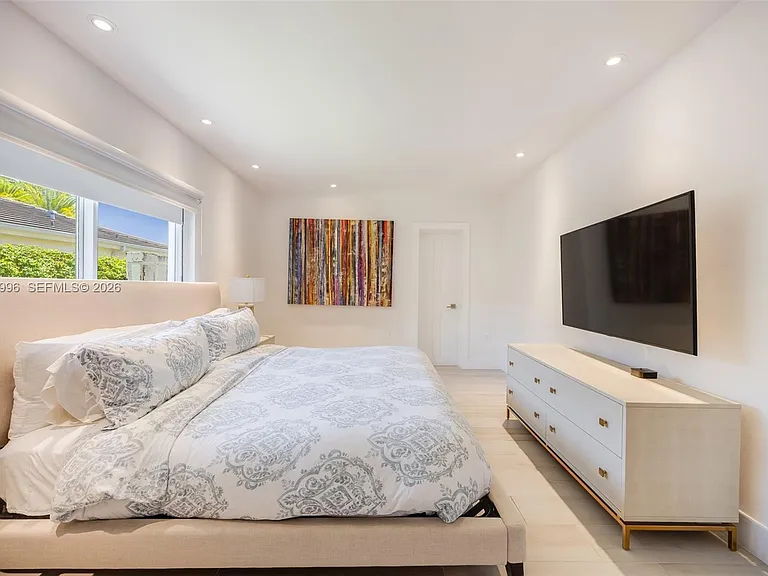 7230 Vistalmar St — Photo 22