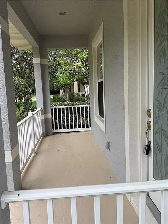3 bed, 2.0 bath, 1670 sqft, $2,100 — Photo 3