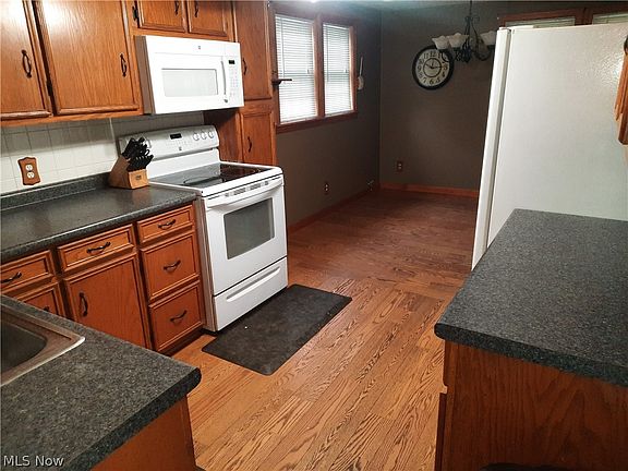 2nd image of 6646 4th Ave