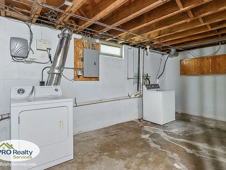 208 2nd St SW — Photo 20