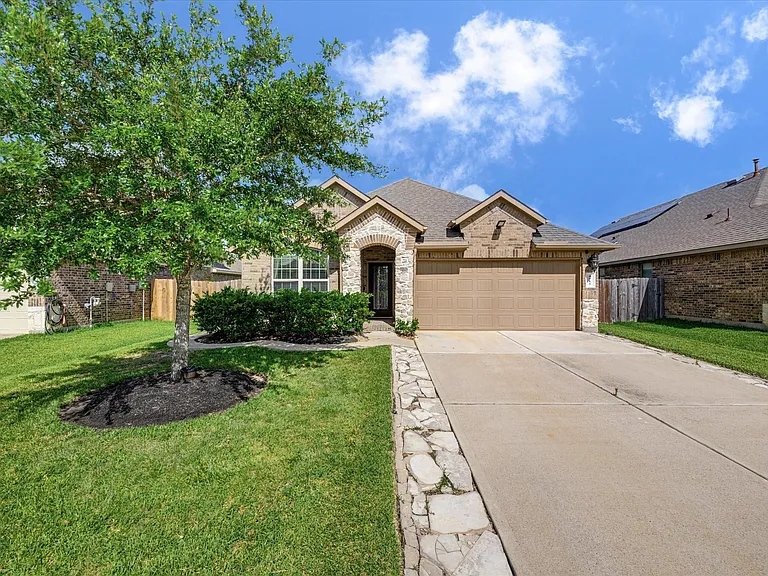 4515 Terrazza Verde Dr — Photo 2