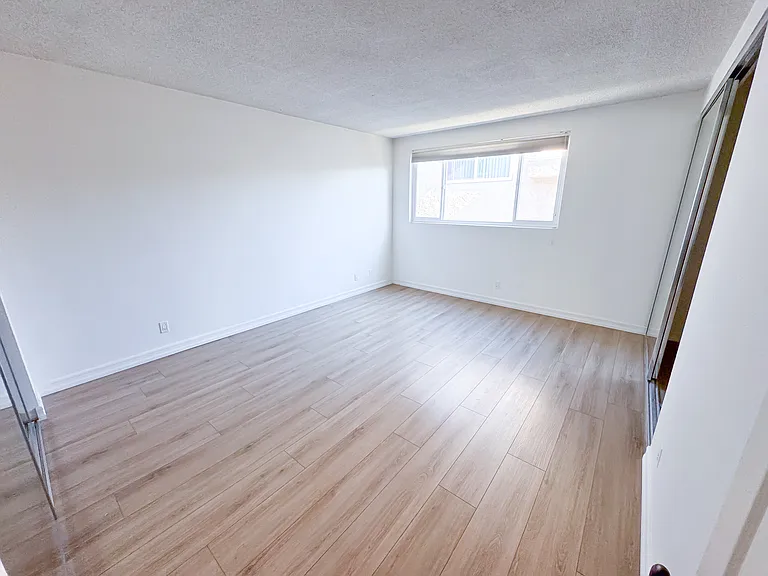 1450 Harvard St #3 — Photo 14