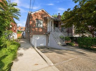 2546 Laconia Avenue, Bronx, NY 10469