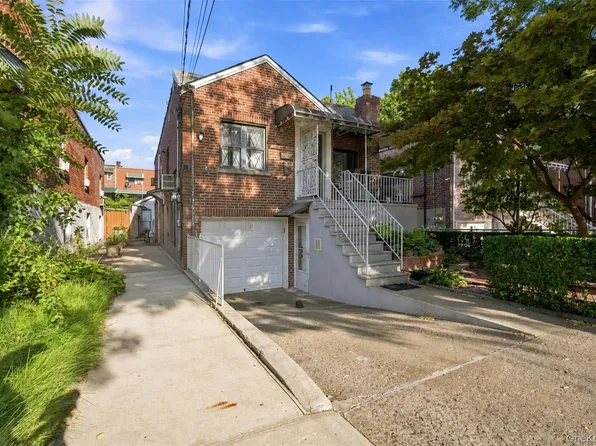 2546 Laconia Avenue, Bronx, NY 10469