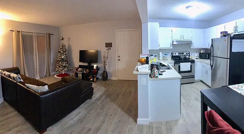 1st image of 400 Palm Cir W APT 302