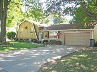 513 E Grace Ter, Olathe, KS 66061