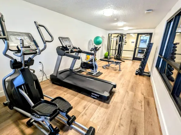 Oxbow Apartments
