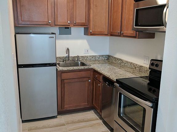 3rd image of 197 E Powers Ave APT 6